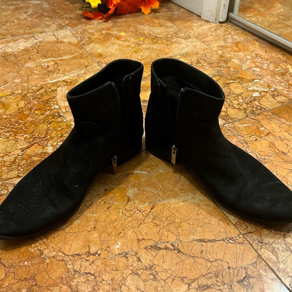Cute Suede Black Ankle Boots